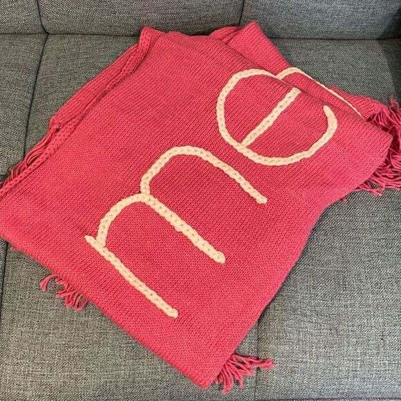 New WILDFOX COUTURE Flirtatious ‘Hold Me Tight’ Chainlink Scarf in Doll Pink - Picture 6 of 10